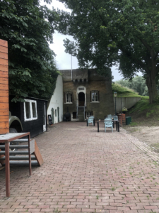 Fort De Hel trap ingang fort